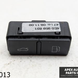 OEM 2008-2010 Audi A8 4.2L BOOT LID & FUEL FLAP RELEASE BUTTON