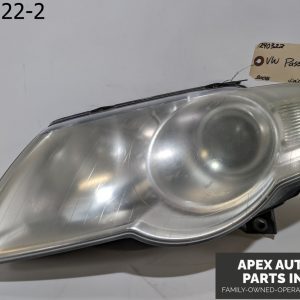 OEM 2008 Volkswagen Passat O/S Left Halogen Headlight 3C8941006D