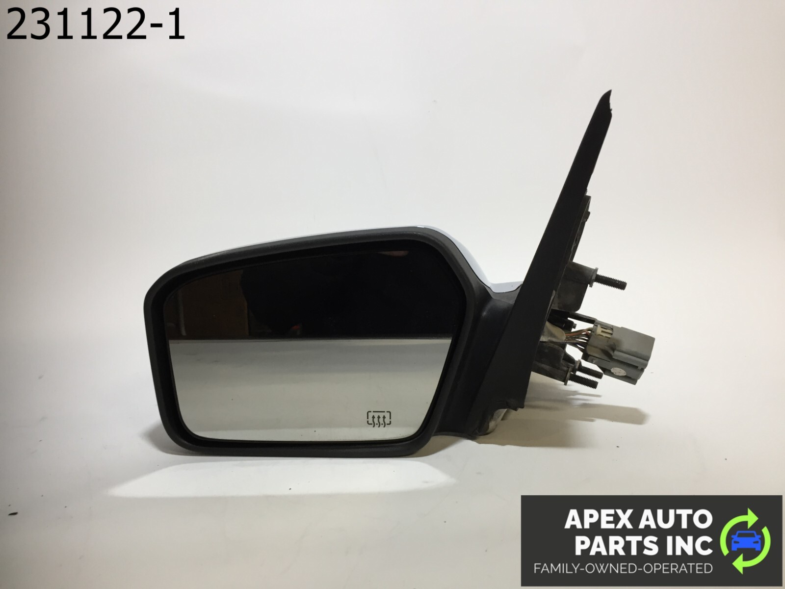 OEM 2009 Lincoln MKZ Driver Side View Power Door Mirror Chrome - Image 3