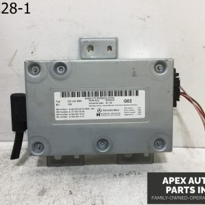 OEM 2009 Mercedes E350 Communication Interface Module 1729009302