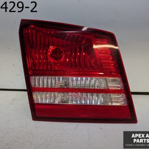 OEM 2010 Dodge Journey 3.5L REAR LEFT INNER TAILLIGHT LAMP LIGHT 4806368AF