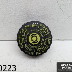OEM 2010 Mercedes ML350 3.5L Master Brake Fluid Cap