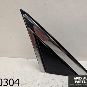 OEM 2011 Cadillac SRX 3.0L LEFT DRIVER SIDE FENDER MIRROR TRIM CORNER