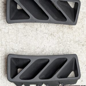 OEM 2011 Chevrolet Camaro 3.6L Left & Right Defrost Dash Corner Air Vent Set