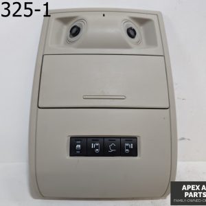 OEM 2011 Chrysler Town & Country 3.6L Overhead Roof Console Interior Dome Light