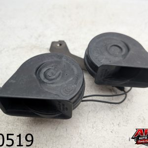 OEM 2011 Ford F-150 3.7L High and Low Tone Note Horns Pair Set