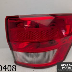 OEM 2011 Jeep Grand Cherokee 3.6L Rear Right Passenger Side Tail Light