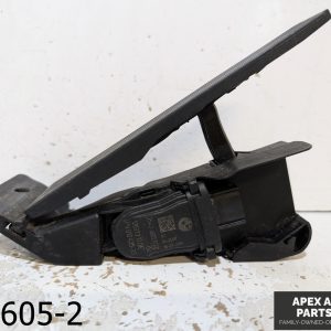 OEM 2012-2015 BMW 320i 2.0L Gearbox Accelerator Pedal Throttle Unit