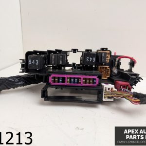 OEM 2012 Audi Q5 2.0L Fusebox Fuse Box Relay Module