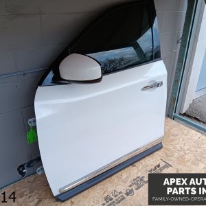 OEM 2013-2016 Nissan Pathfinder 3.5L Left Driver Front Door W/ Side Mirror