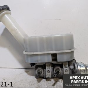 OEM 2013-2017 Chevrolet Traverse Brake Master Cylinder Reservoir Tank Bottle