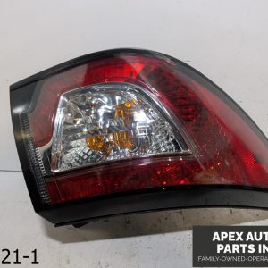 OEM 2013-2017 Chevrolet Traverse Outer Tail light Taillight Left Driver 20956901