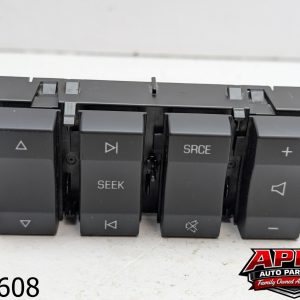 OEM 2013 GMC Acadia 3.6L Rear Quarter Panel Radio Audio Volume Control Switch