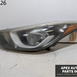 OEM 2013 Hyundai Elantra 1.8L Left Driver SIDE HEADLIGHT HEAD LIGHT HALOGEN