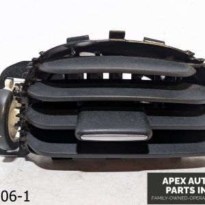 OEM 2014-2017 Fiat 500 1.4L Rear AC Heater Dash Air Vent Trim Grille