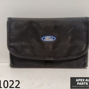 OEM 2014 Ford Taurus 3.5L OWNERS MANUAL CASE GUIDE USER GUIDE