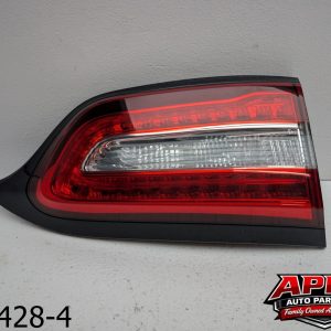 OEM 2014 Jeep Cherokee 2.4L LEFT DRIVER SIDE INNER LIFTGATE TAIL LIGHT LAMP