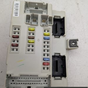 OEM 2015 Chrysler 200 3.6L BODY CONTROL MODULE BCU BCM FUSE BOX