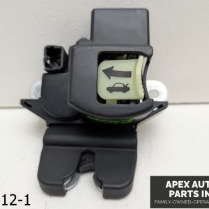 OEM 2017-2018 Kia Forte 2.0L Keyless Entry Trunk Lid Lock Latch Release