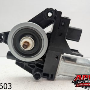 OEM 2017 Jeep Cherokee 3.2L power window motor front Right side assy