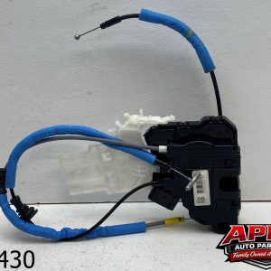 OEM 2018 Hyundai Sonata 2.4L right passenger SIDE DOOR LATCH LOCK W/HANDLE