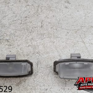 OEM 2019 Mitsubishi Outlander REAR RIGHT OR LEFT SIDE LICENSE PLATE LIGHT LAMP