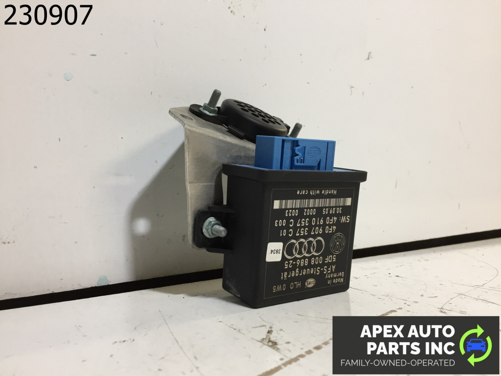 OEM Audi A8 2006 Light Module LCM 8P0907357F - Image 3