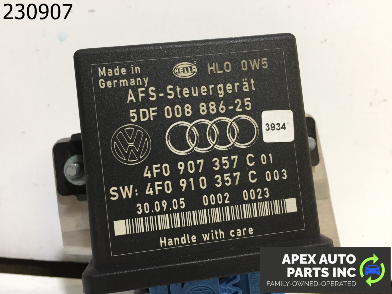 OEM Audi A8 2006 Light Module LCM 8P0907357F - Image 9