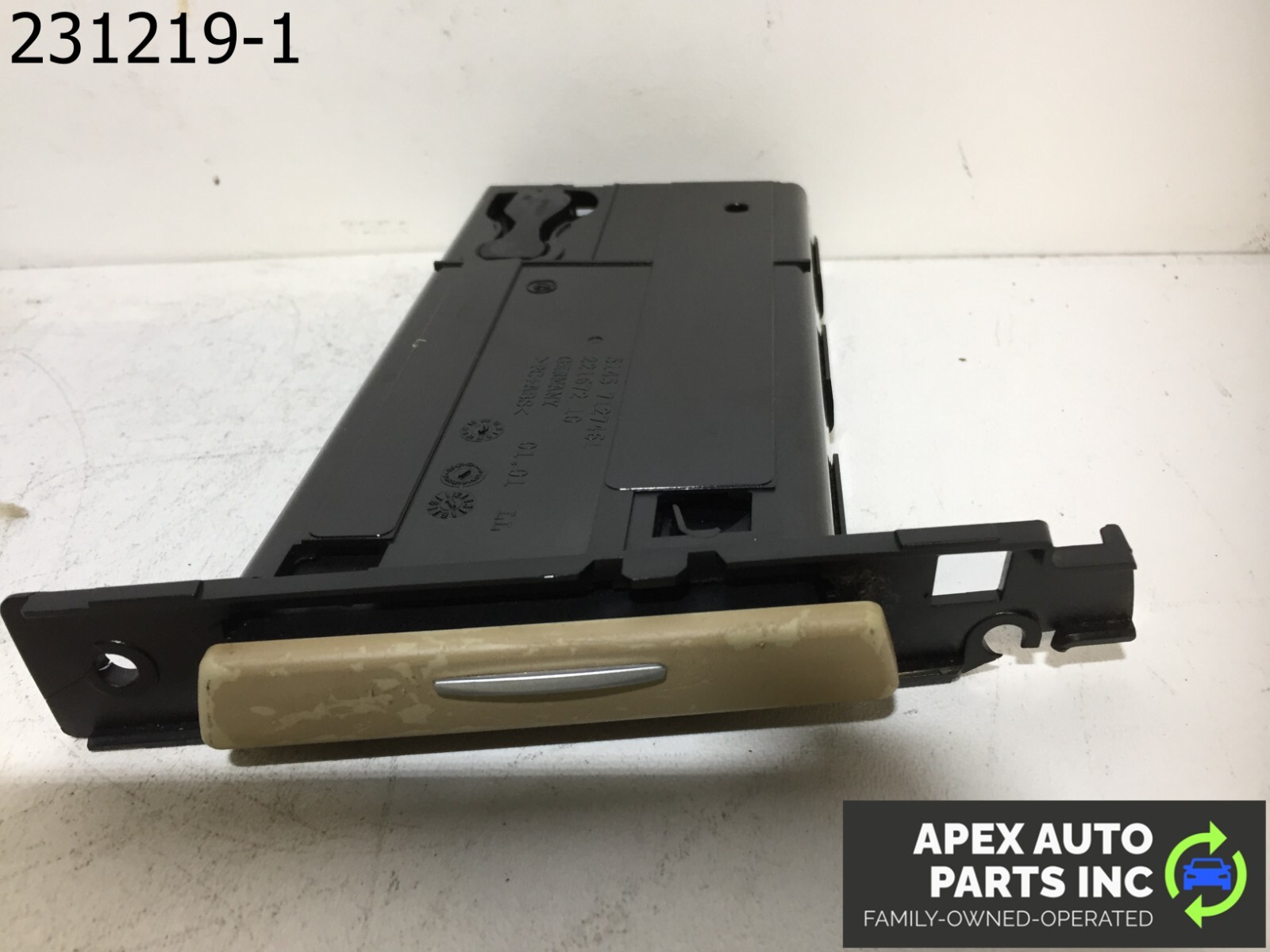 OEM BMW 328i 2009 Dashboard Right Passenger Cup Holder 51457127406 - Image 6