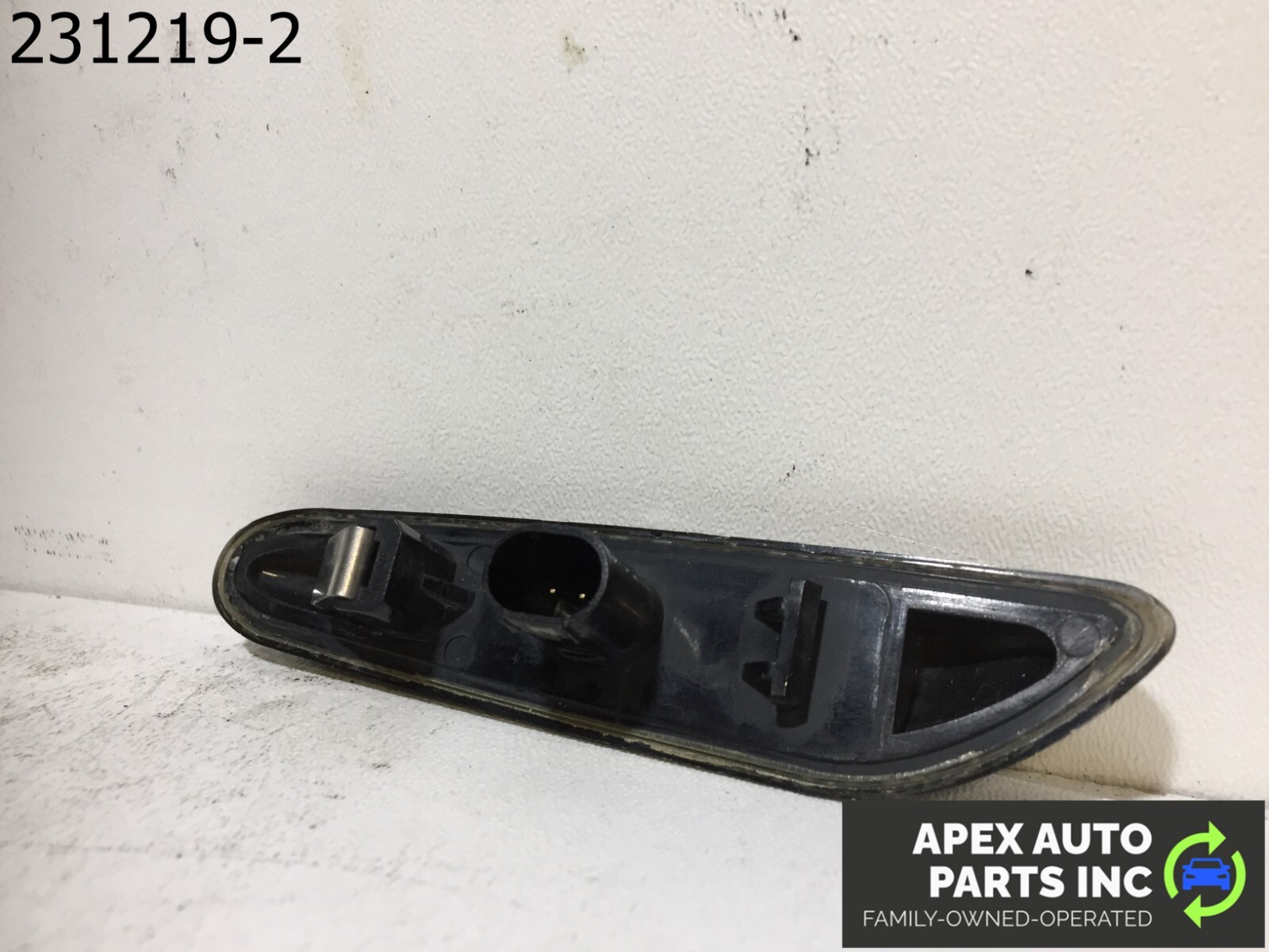 OEM BMW 328i 2009 Left Driver Side Fender Marker Light Turn Signal Lamp - Image 6