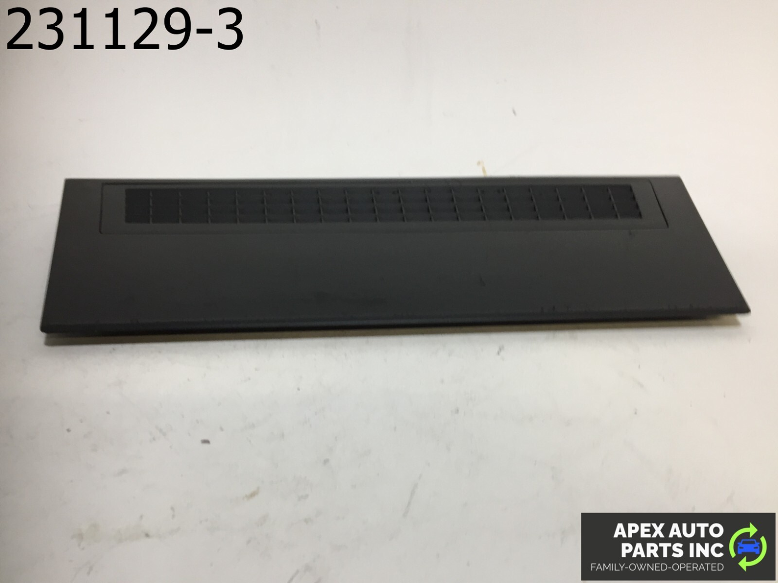 OEM BMW 745Li 2003 Dash Navigation Screen AC Air Vent Trim 51457002436 OEM