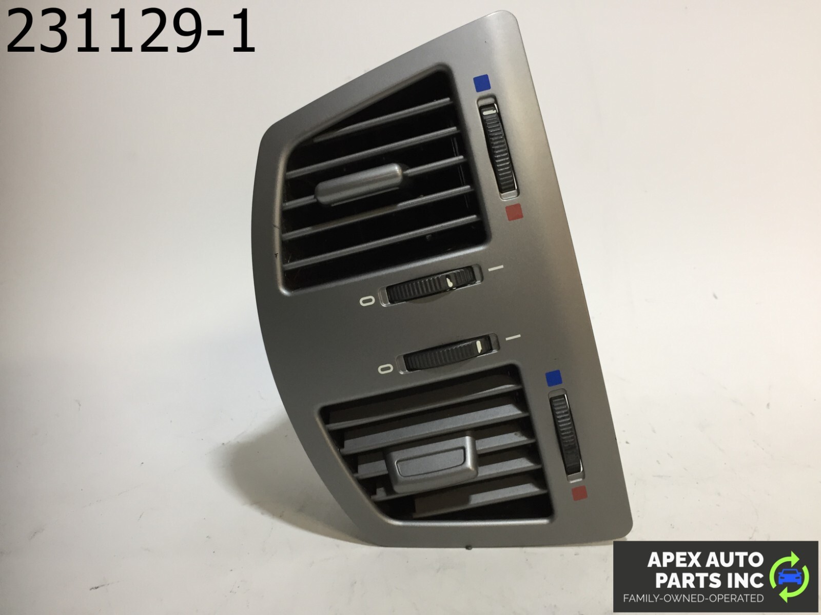 OEM BMW 745Li 2003 Rear Center Console A/C Air Vent Grille 64227002395