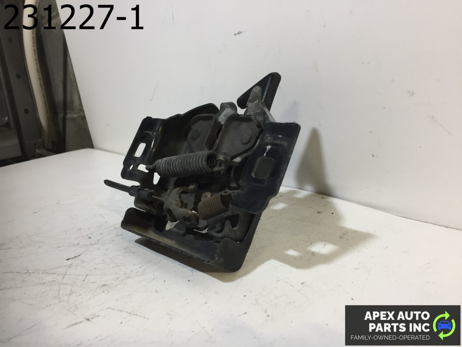 OEM Ford Explorer 2009 Hood Latch 7L1Z16700A - Image 7