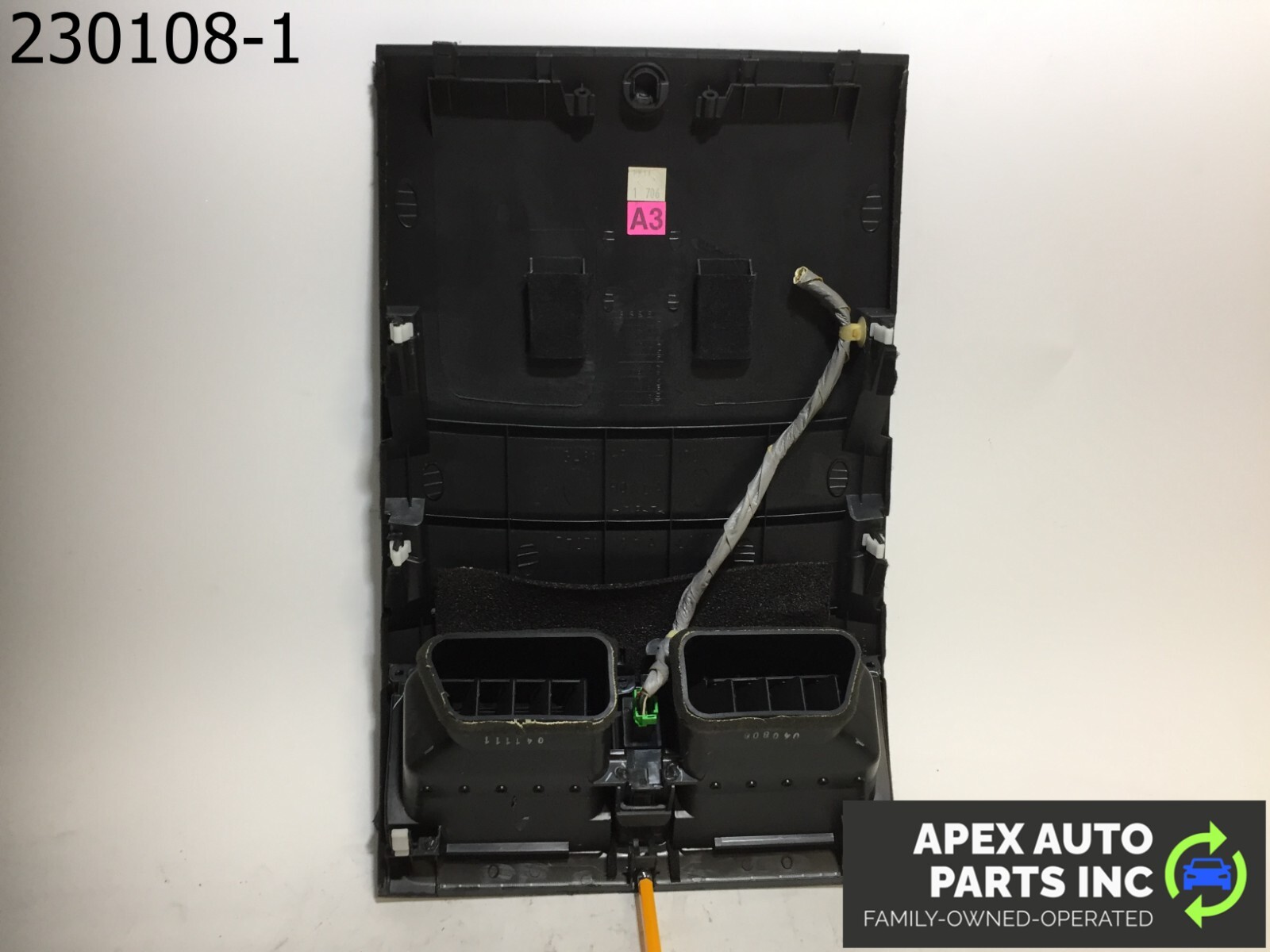 OEM Honda Accord 2005 Center Dash Bezel A/C Air Vents Panel Trim - Image 5