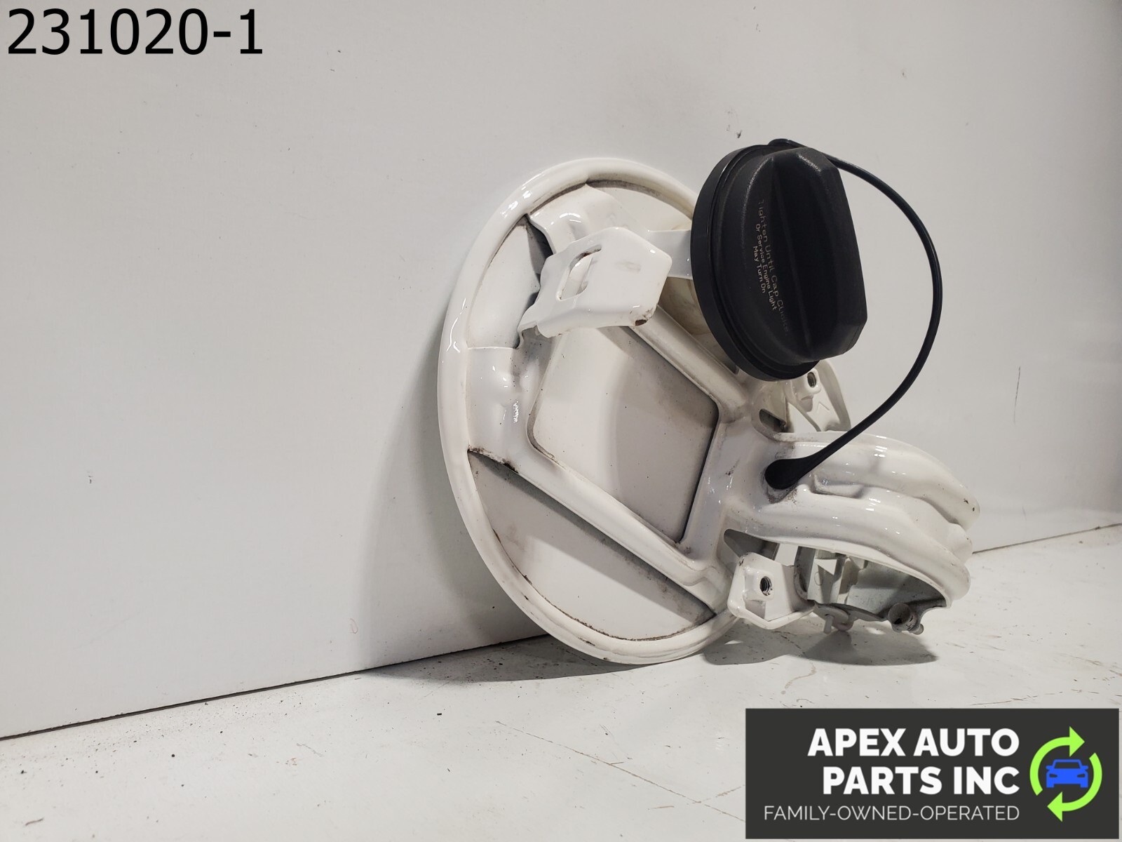 OEM Kia Sedona 08 Base Fuel Filler Door Gas Lid Cover 7P Cherry Kiss OEM - Image 7