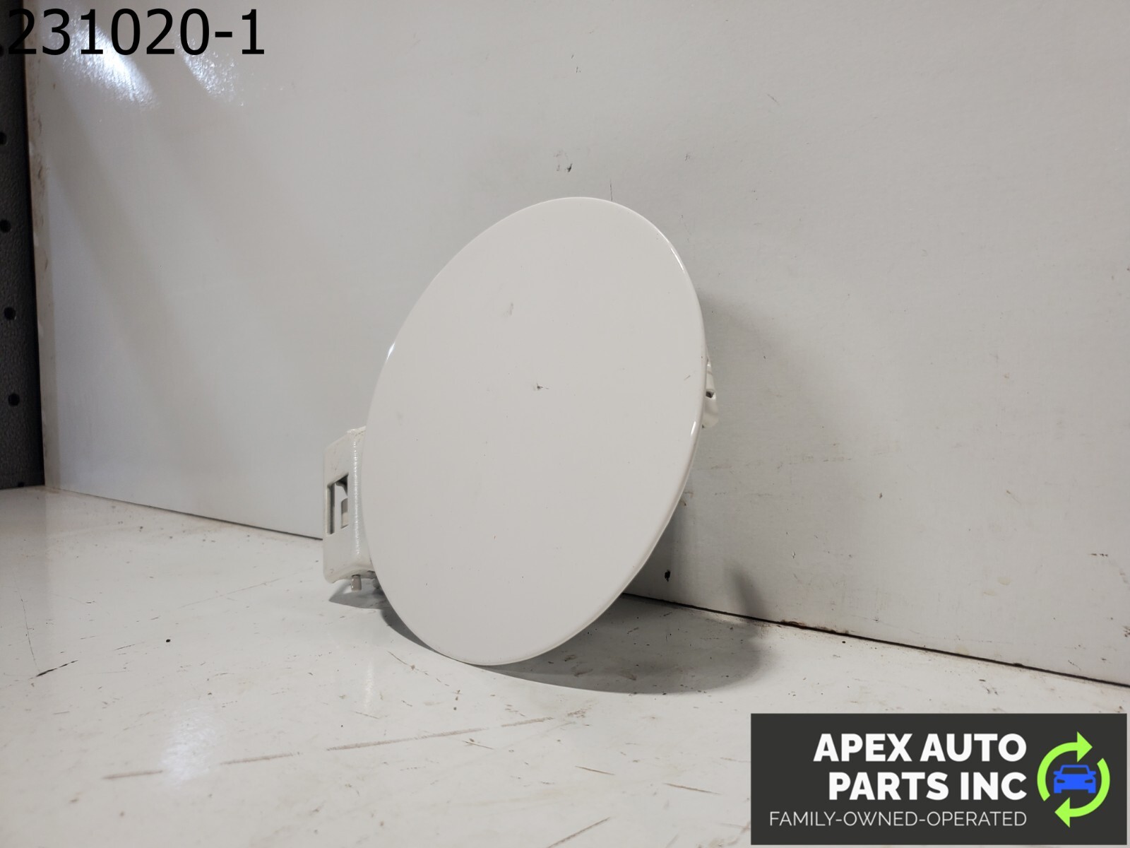 OEM Kia Sedona 08 Base Fuel Filler Door Gas Lid Cover 7P Cherry Kiss OEM