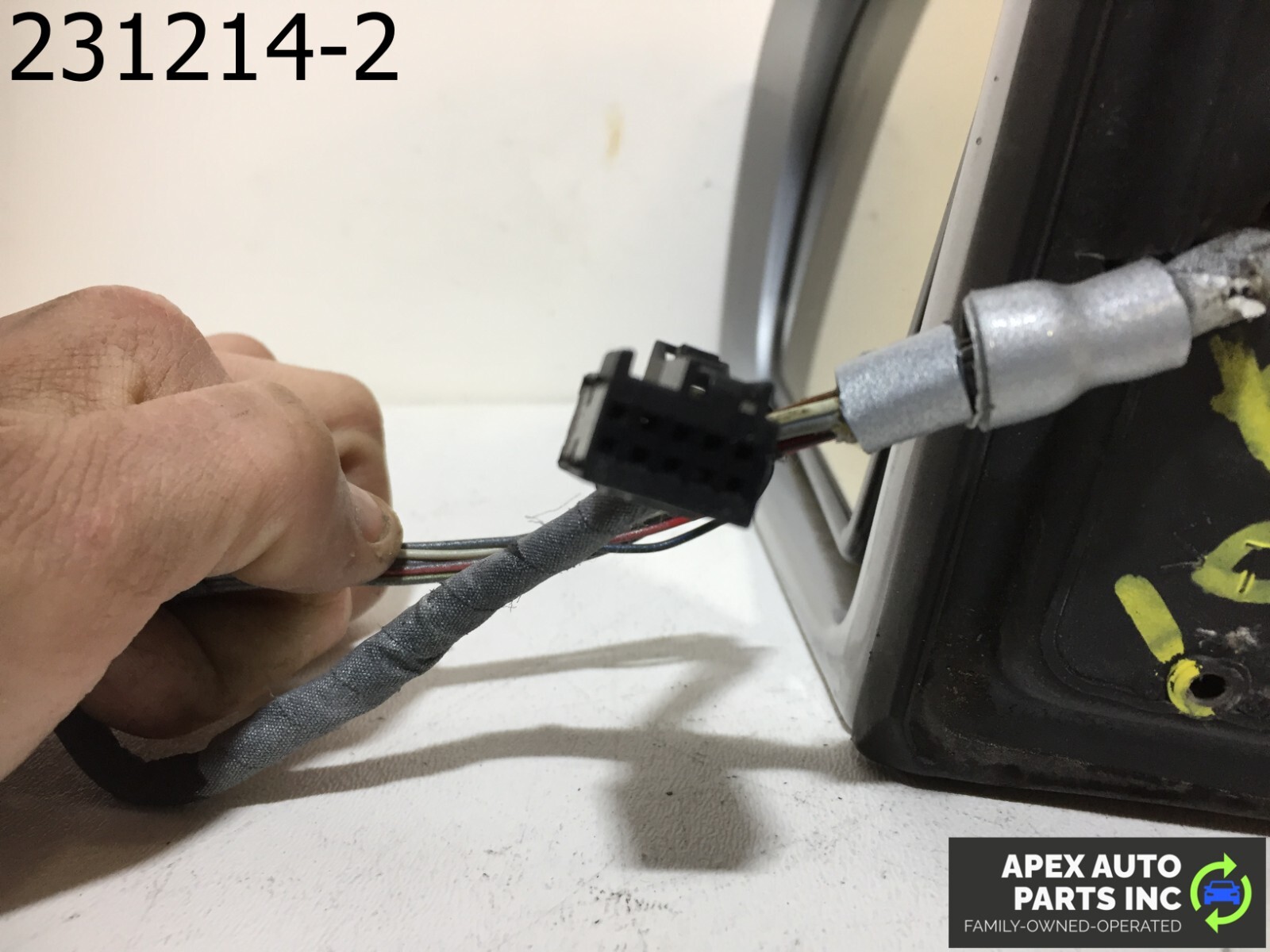 OEM Mercedes C230 2006 Left Side Rear View Mirror 41-3133-418 - Image 9