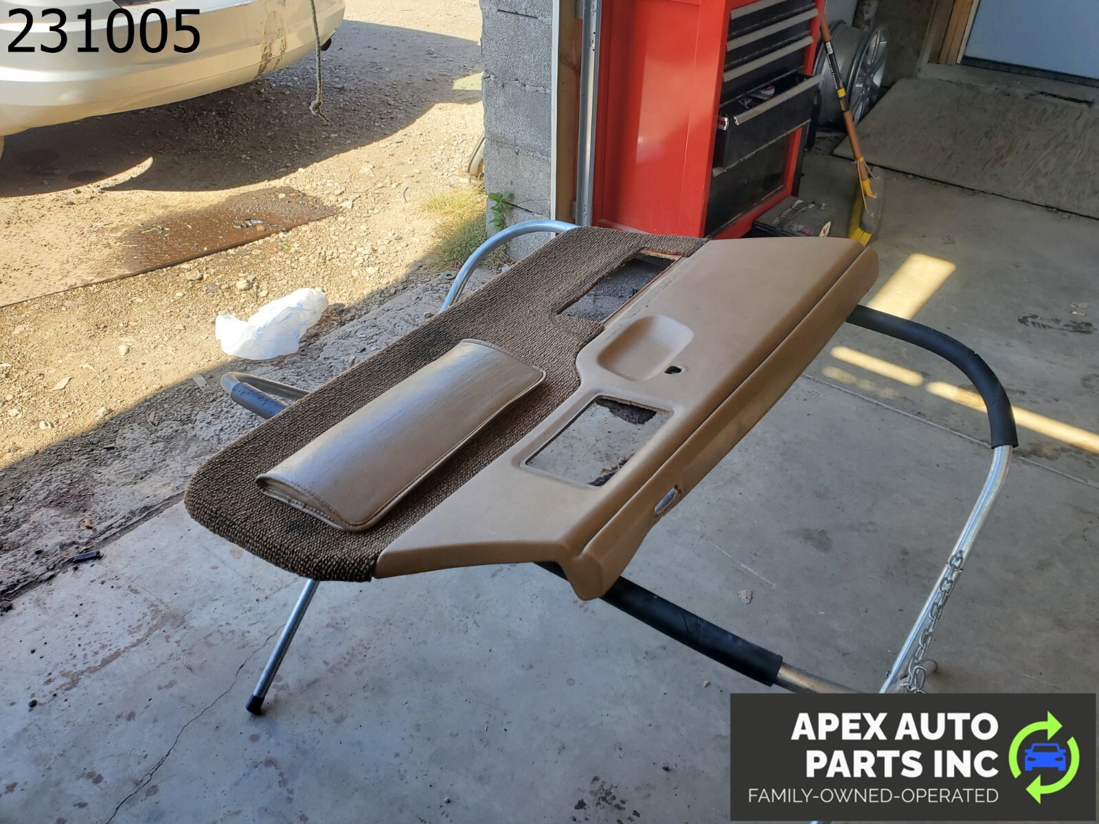 OEM Pontiac Fiero 1985 FRONT INTERIOR DRIVER DOOR TRIM PANEL - Image 7