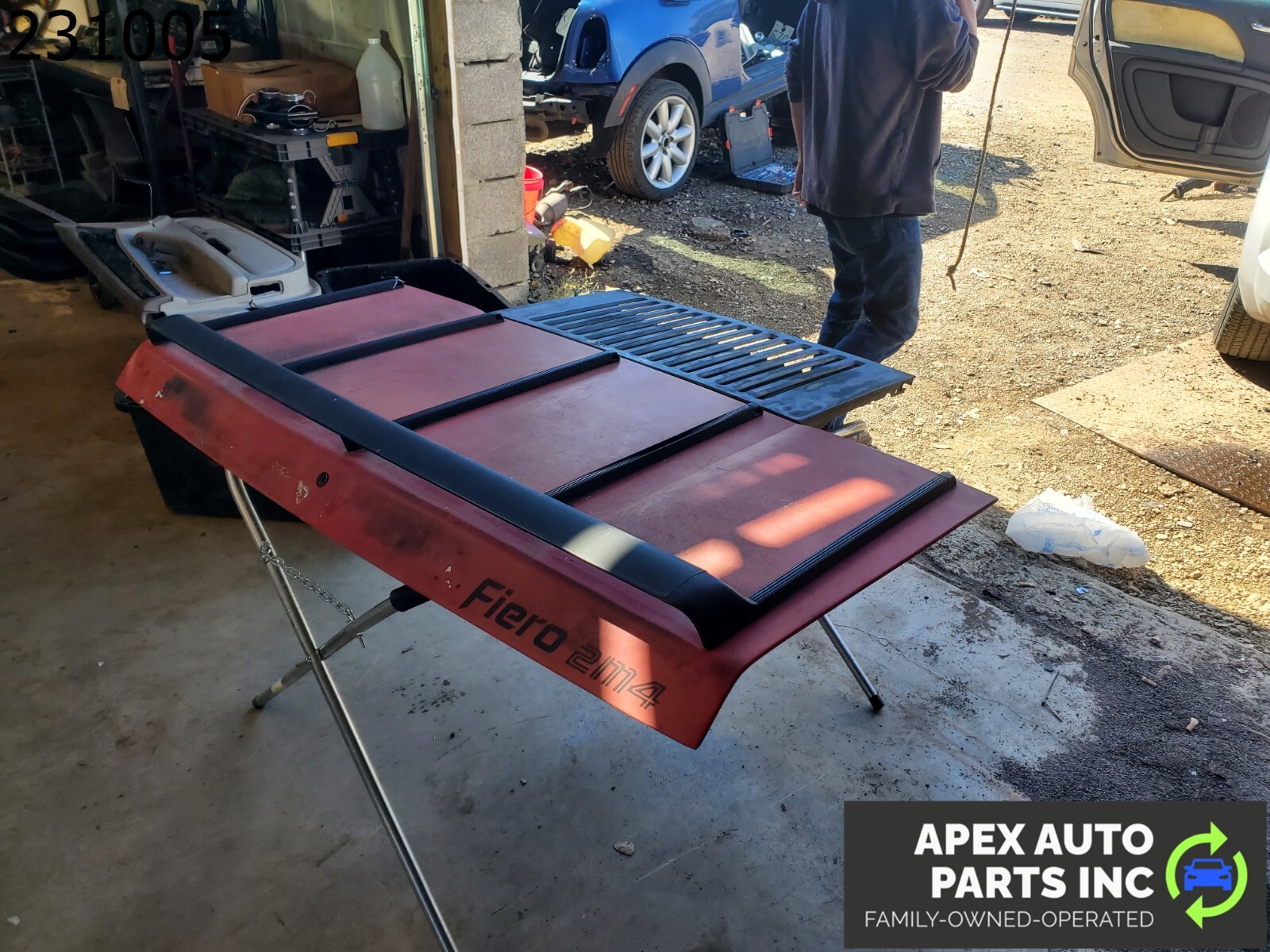 OEM Pontiac Fiero 1985 Trunk - Image 5
