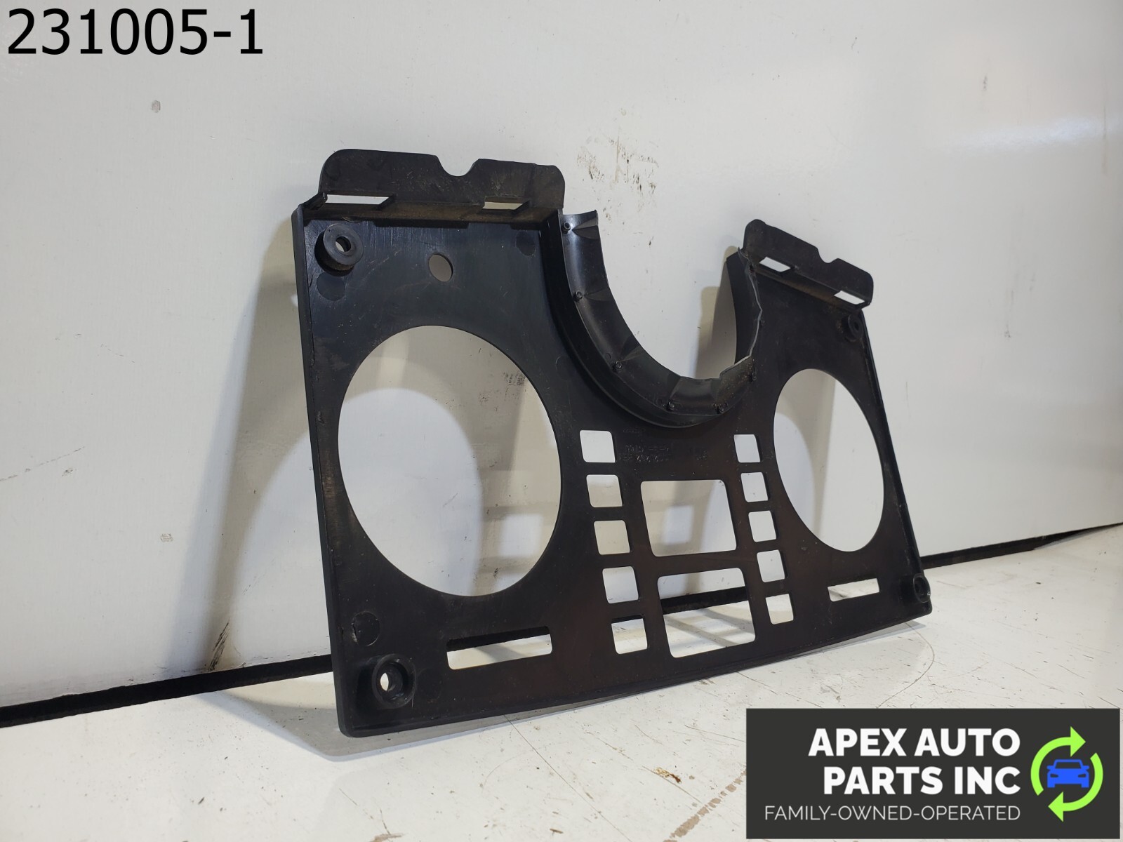 OEM Pontiac Fiero 1985 dash cluster bezel trim (1BB) - Image 5