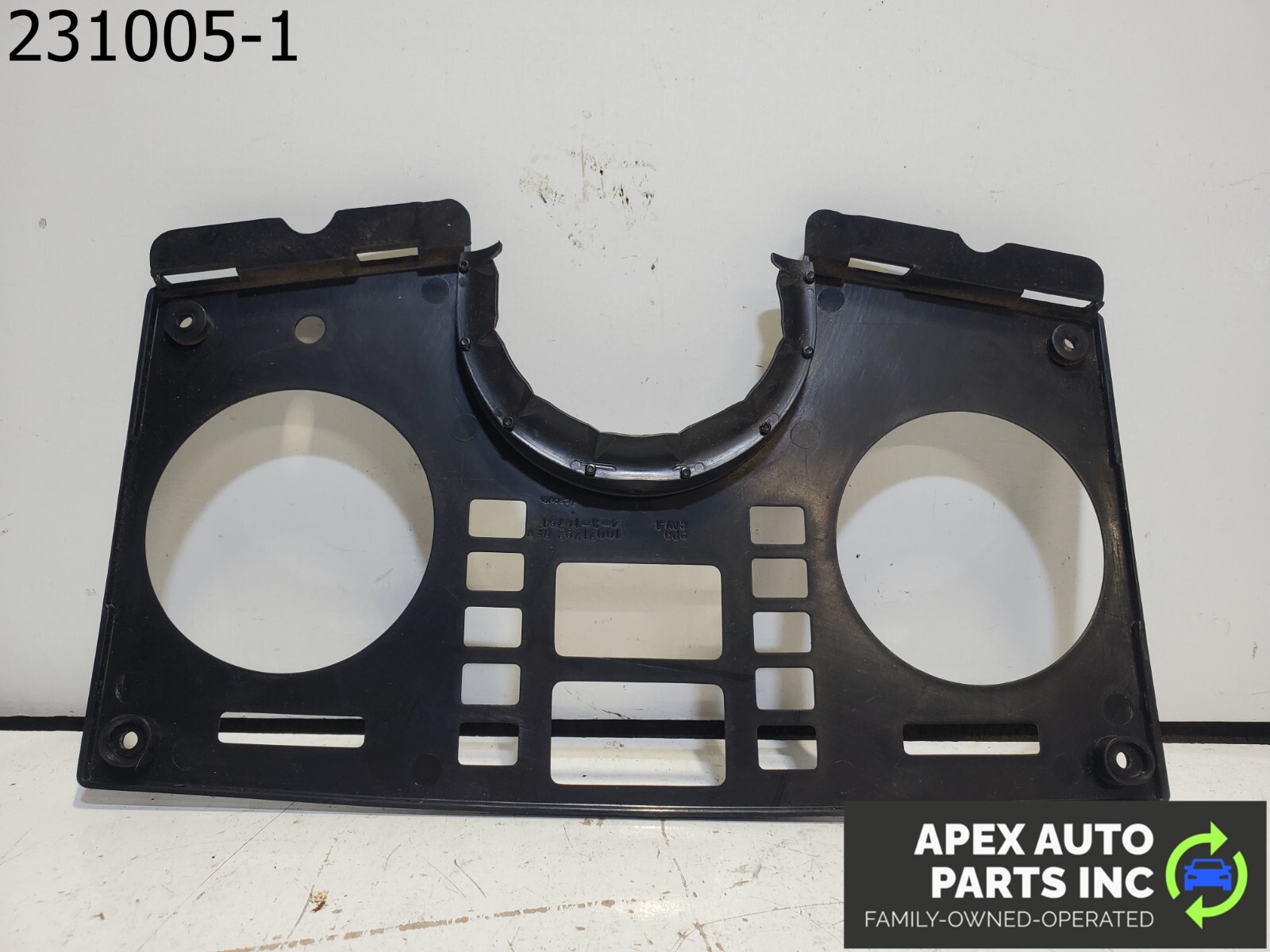 OEM Pontiac Fiero 1985 dash cluster bezel trim (1BB) - Image 6