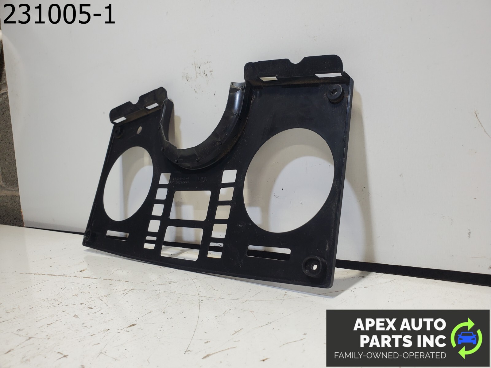 OEM Pontiac Fiero 1985 dash cluster bezel trim (1BB) - Image 7