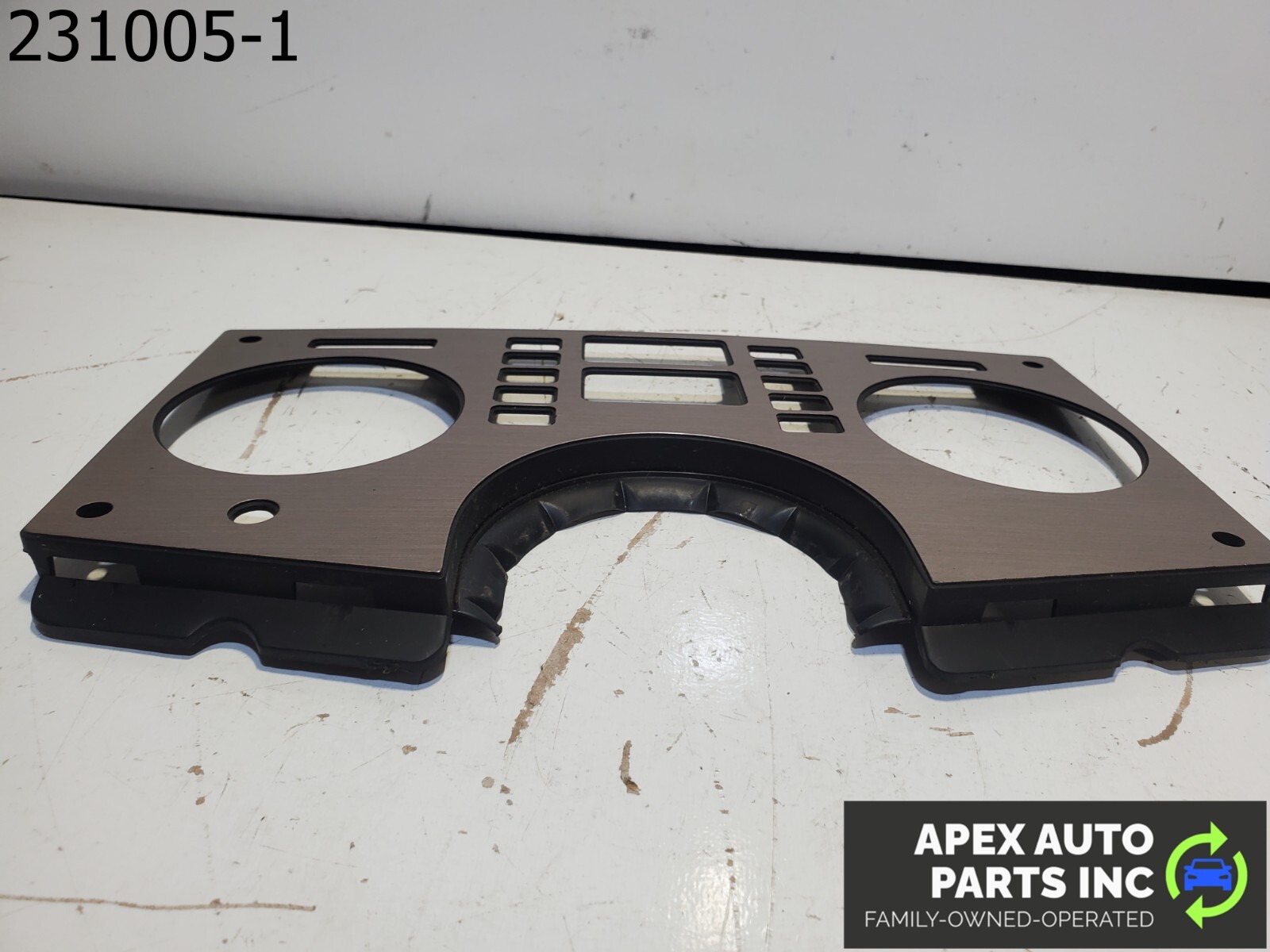 OEM Pontiac Fiero 1985 dash cluster bezel trim (1BB) - Image 8