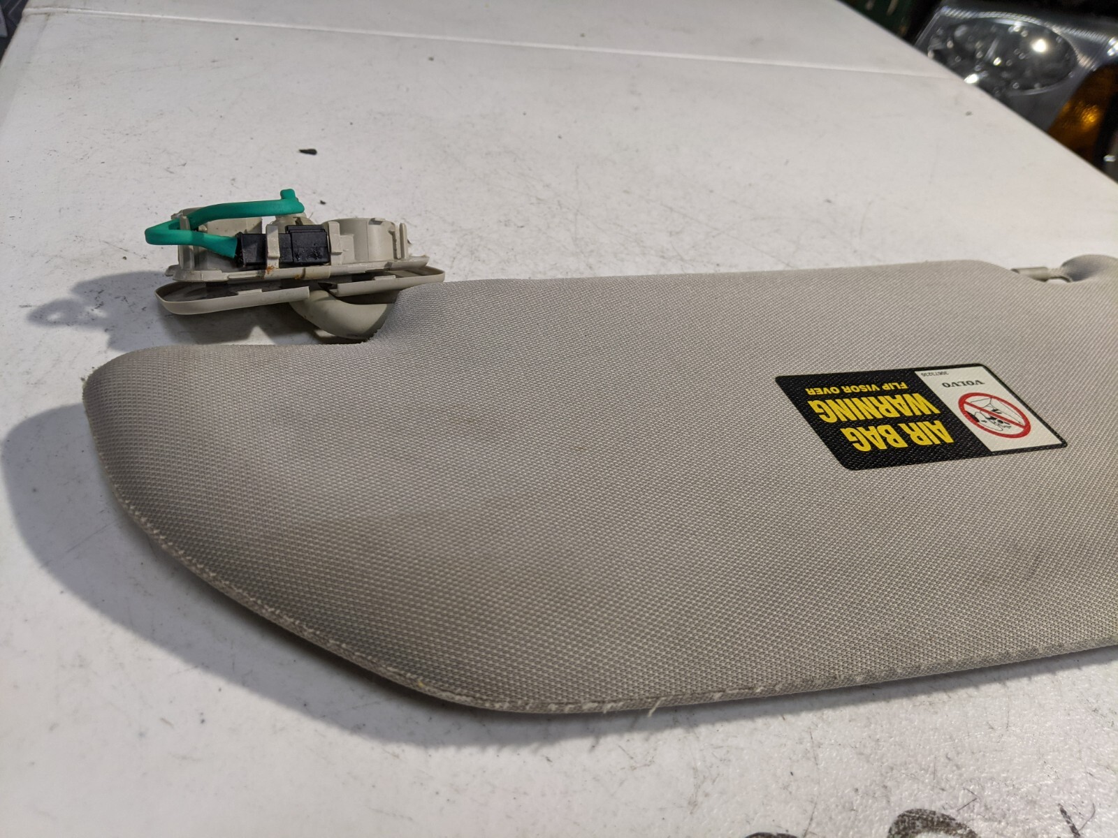 OEM VOLVO XC90 Right RH Passenger Side Sun Visor Sunvisor 30673230 - Image 4