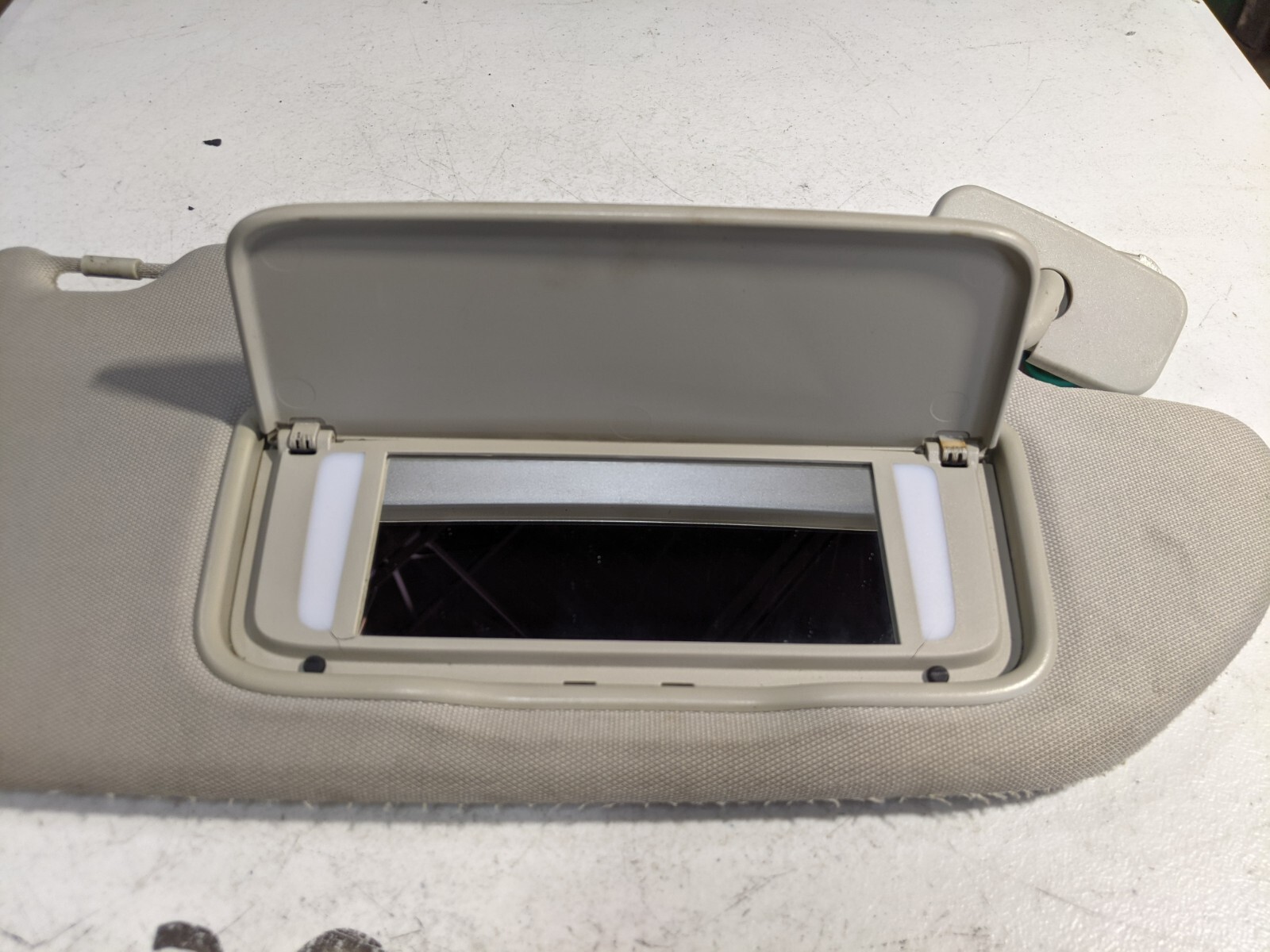 OEM VOLVO XC90 Right RH Passenger Side Sun Visor Sunvisor 30673230 - Image 7