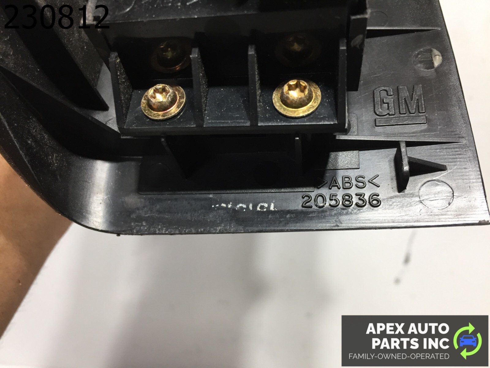 00 - 02 Escalade Suburban Tahoe Yukon Driver Master Window Lock Switch Neutral - Image 9