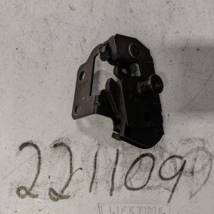 03-14 VOLVO XC90 REAR LEFT DRIVER SIDE LOWER TRUNK LIFTGATE LOCK LATCH OEM