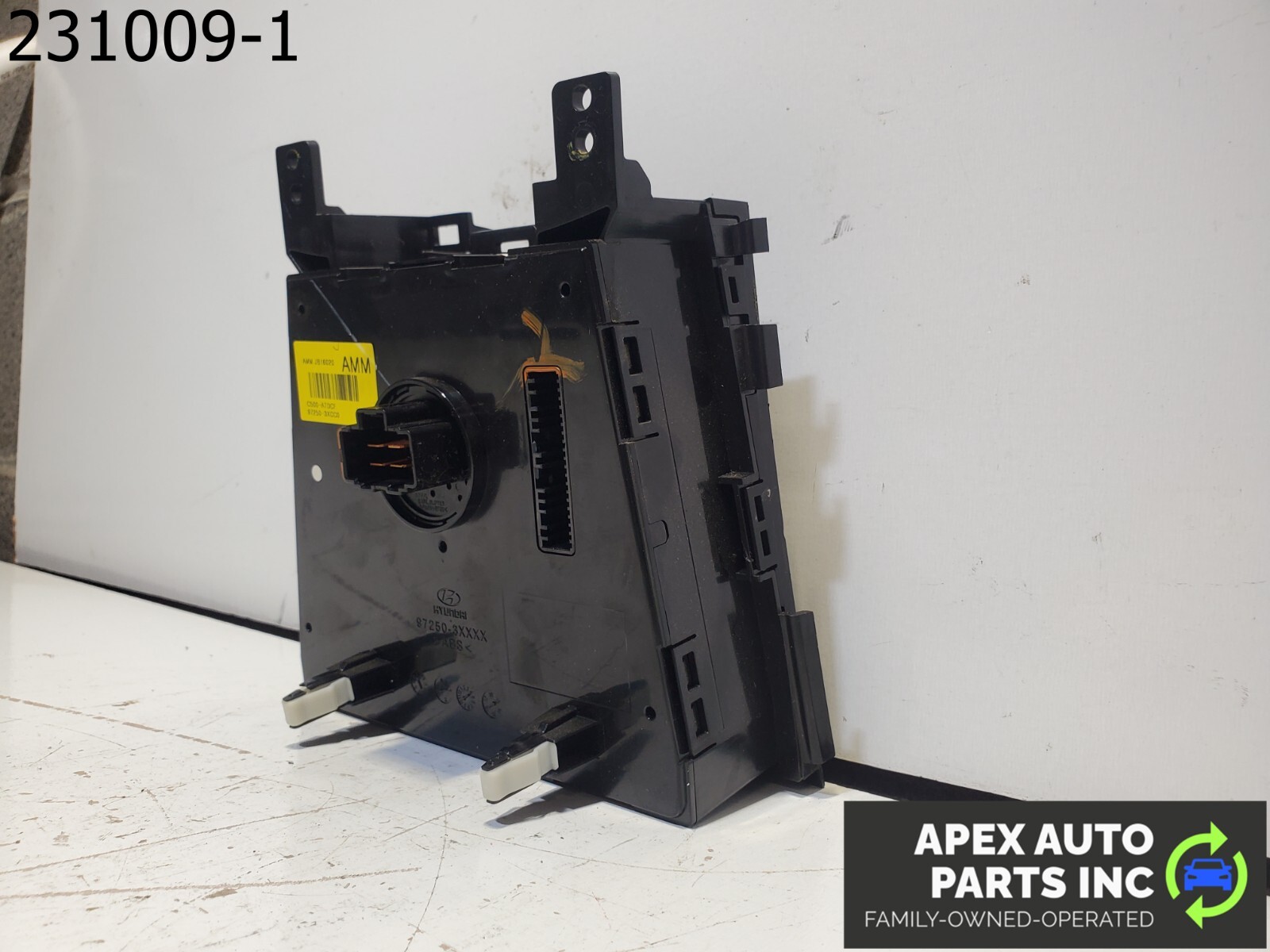 14-16 Elantra 97250-3XCC0 Climate Control Panel Temperature Unit A/C Heater - Image 5