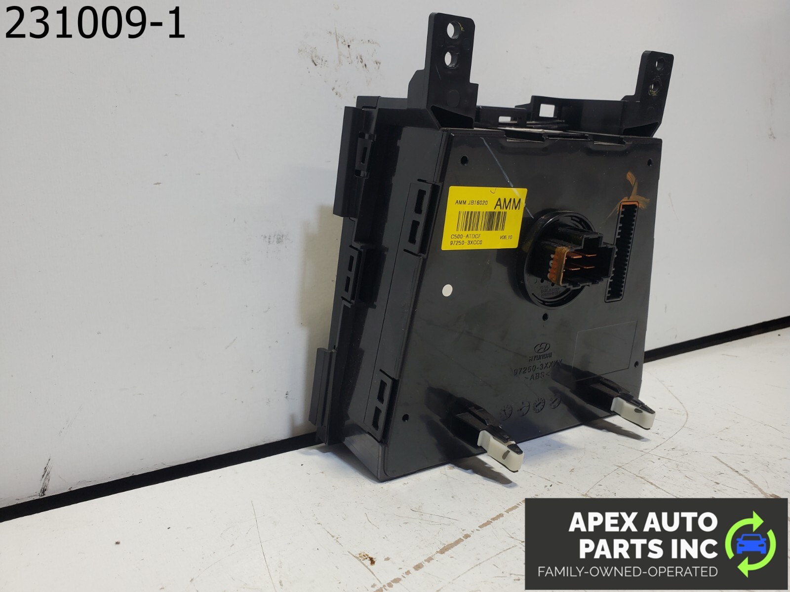 14-16 Elantra 97250-3XCC0 Climate Control Panel Temperature Unit A/C Heater - Image 7