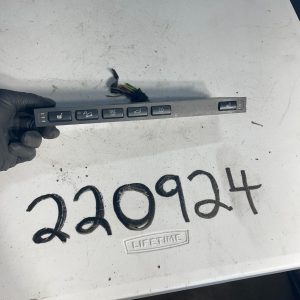 2000-2006 BMW X5 E53 FRONT CENTER DASH HEATED SEAT TAILGATE OPEN DSC SWITCH OEM